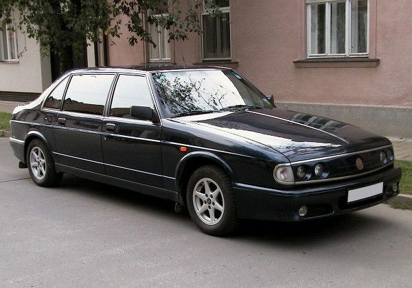 Tatra T700 -  